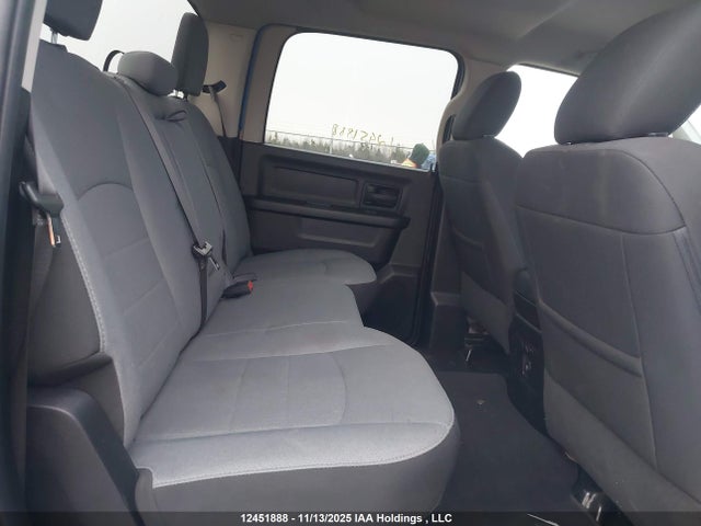 3C6RR7KT7NG399660 RAM 1500 Classic Tradesman