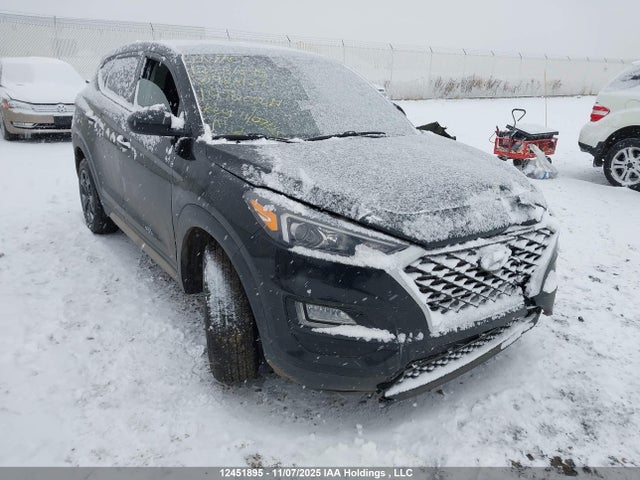 KM8J23A47KU988127 Hyundai TUCSON SE