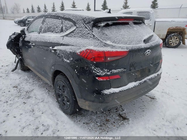 KM8J23A47KU988127 Hyundai TUCSON SE