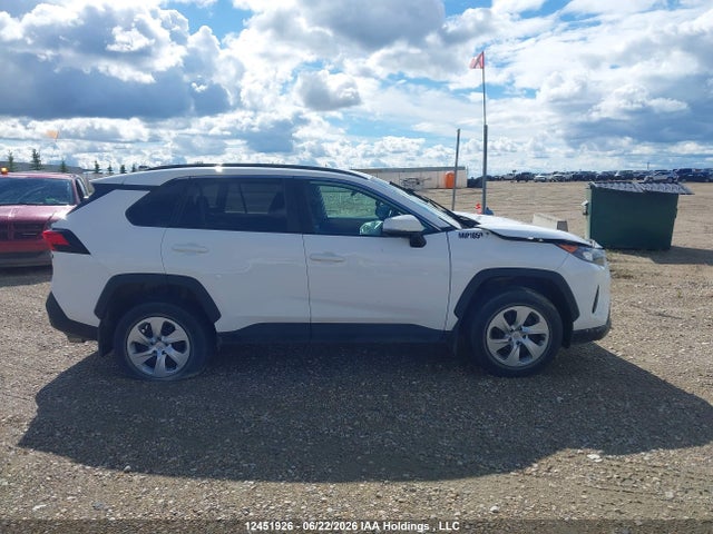 12451926 :رقم المزاد ، 2T3B1RFV7MC187043 vin ، 2021 Toyota Rav-4 مزاد بيع