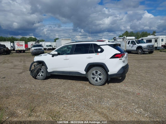 12451926 :رقم المزاد ، 2T3B1RFV7MC187043 vin ، 2021 Toyota Rav-4 مزاد بيع