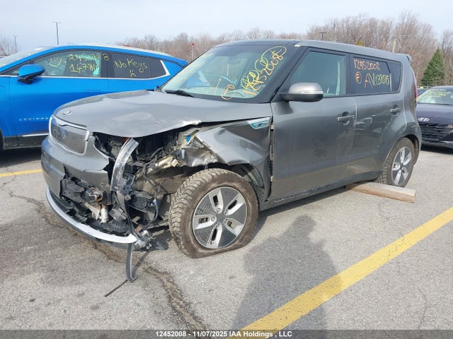 KNDJR3AE1K7038515 KIA Soul Ev Luxury