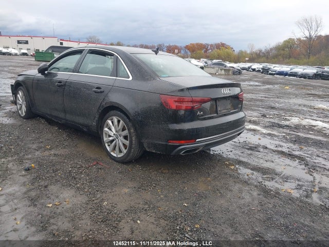 2019 Audi A4 45 Komfort მანქანა იყიდება აუქციონზე, vin: WAUANAF48KN010669, აუქციონის ნომერი: 12452115