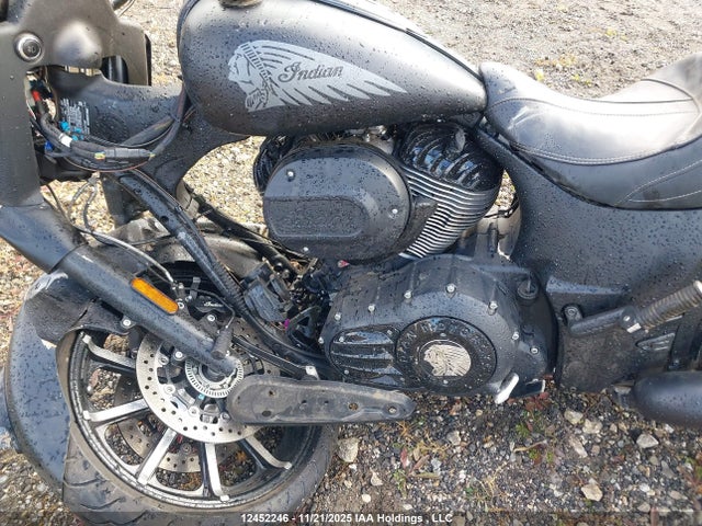 INDIAN MOTORCYCLE CO. Springfield Dark Horse 2019 56KTHDAA0K3377749 Image 9