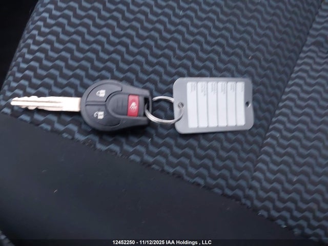 Nissan Versa 2018 3N1CE2CP0JL364851 Image 11