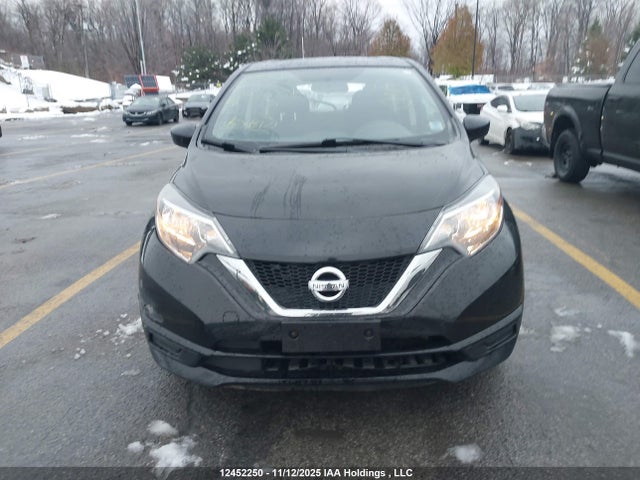 Nissan Versa 2018 3N1CE2CP0JL364851 Image 12