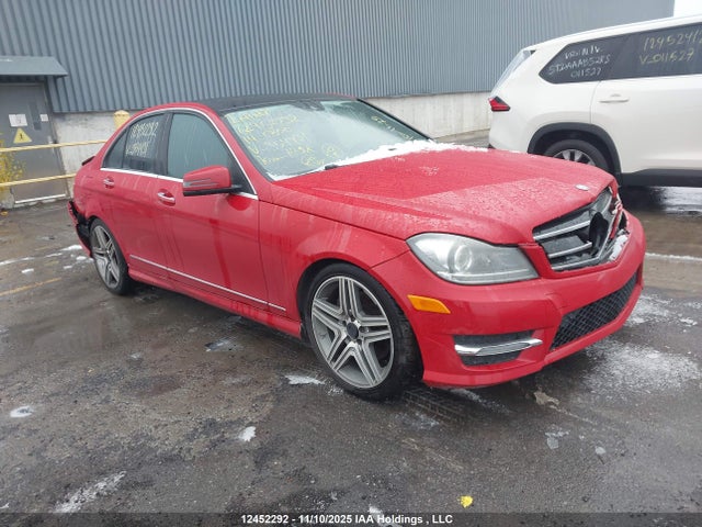 Mercedes-Benz C 350 4matic 2014 WDDGF8JB9EA954491 main image