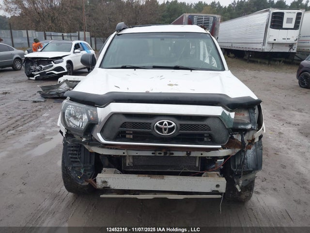 12452316 :رقم المزاد ، 5TFUU4ENXCX031852 vin ، 2012 Toyota Tacoma مزاد بيع
