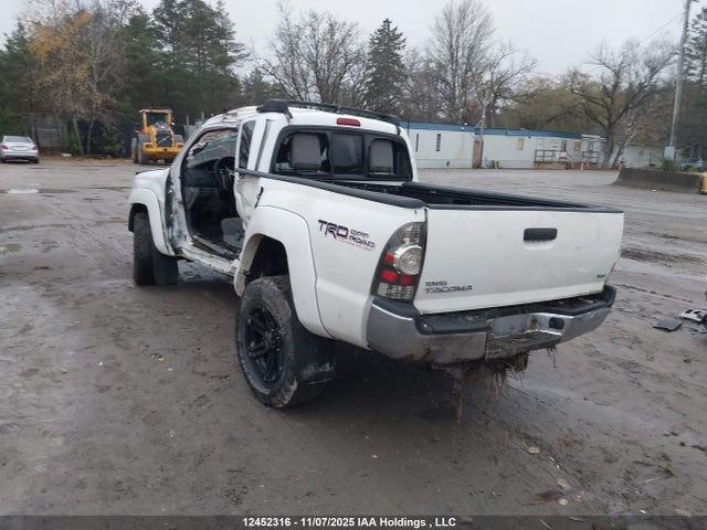 12452316 :رقم المزاد ، 5TFUU4ENXCX031852 vin ، 2012 Toyota Tacoma مزاد بيع
