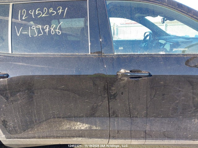 1GKENNRS0SJ199786 GMC Acadia Elevation