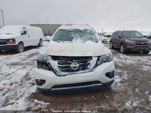 5N1DR2MM5HC908109 Nissan Pathfinder