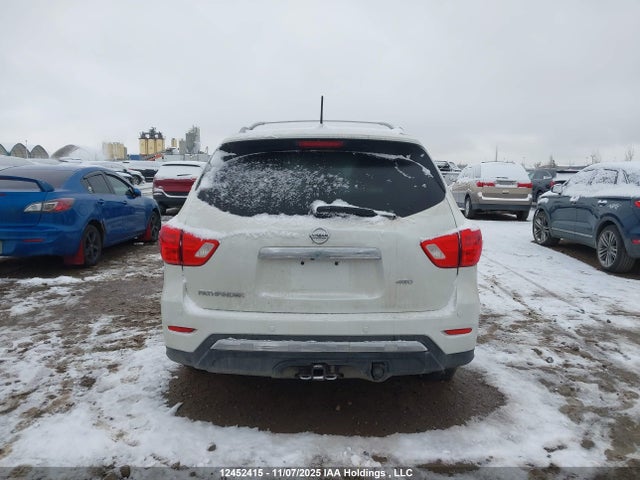 5N1DR2MM5HC908109 Nissan Pathfinder