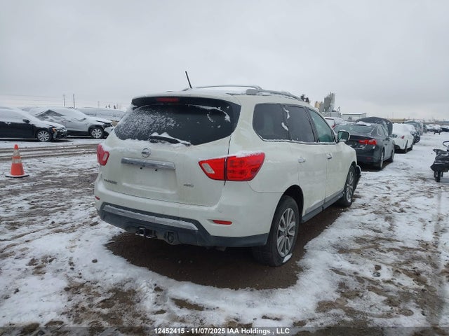 5N1DR2MM5HC908109 Nissan Pathfinder