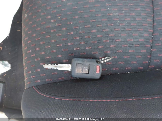 JA4AJ3AU1JU600289 Mitsubishi RVR SE