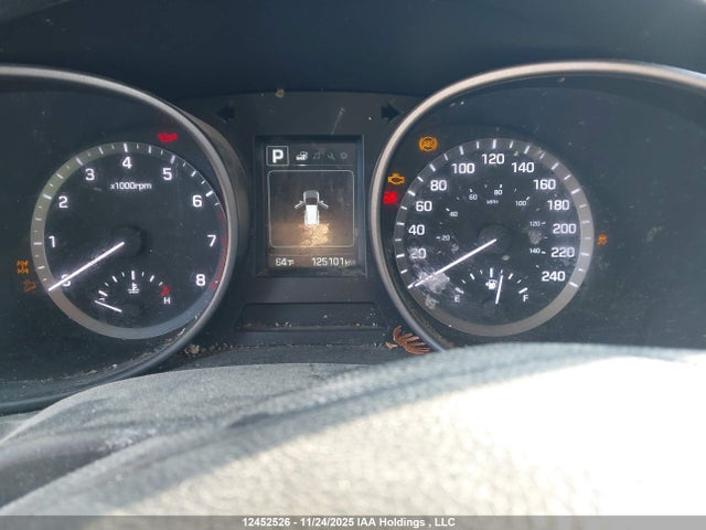5XYZUDLB8HG435984 Hyundai Santa Fe Sport 2.4 Premium