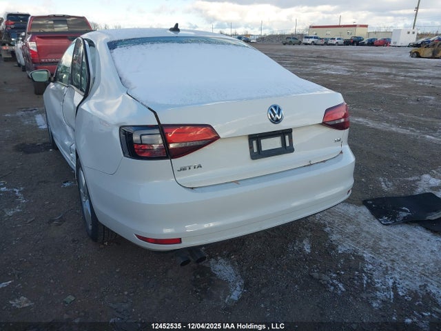 3VW2B7AJ0HM332366 Volkswagen JETTA SEDAN
