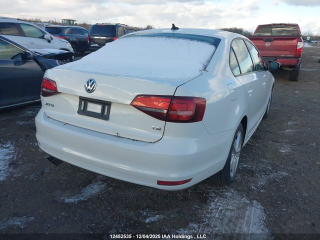 3VW2B7AJ0HM332366 Volkswagen JETTA SEDAN