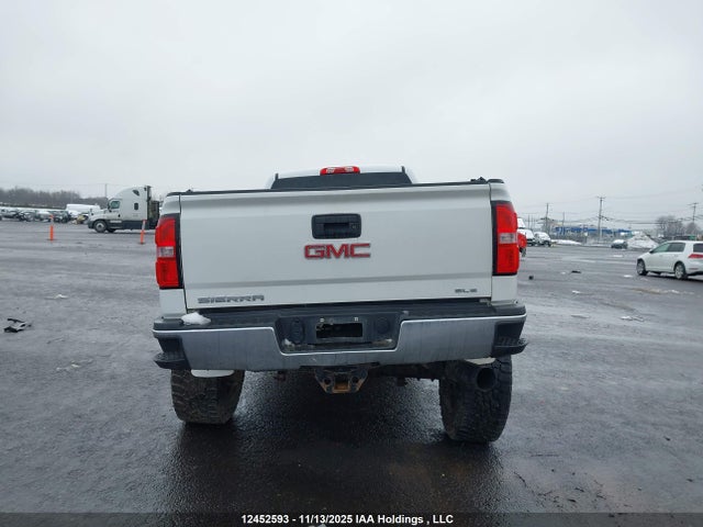 1GT12PEY1KF209379 GMC Sierra 2500hd Sle