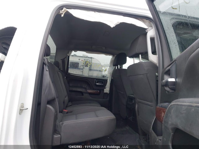 1GT12PEY1KF209379 GMC Sierra 2500hd Sle
