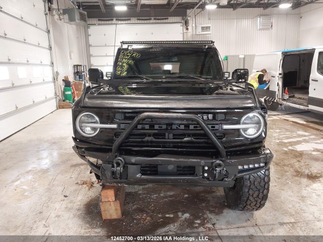 2023 Ford Bronco Outer Banks მანქანა იყიდება აუქციონზე, vin: 1FMEE5DPXPLB48706, აუქციონის ნომერი: 12452700