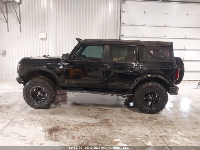 2023 Ford Bronco Outer Banks მანქანა იყიდება აუქციონზე, vin: 1FMEE5DPXPLB48706, აუქციონის ნომერი: 12452700