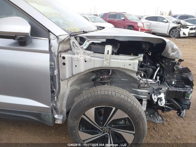 12452815 :رقم المزاد ، 3VVVC7B23SM025304 vin ، 2025 Volkswagen Taos Comfortline مزاد بيع