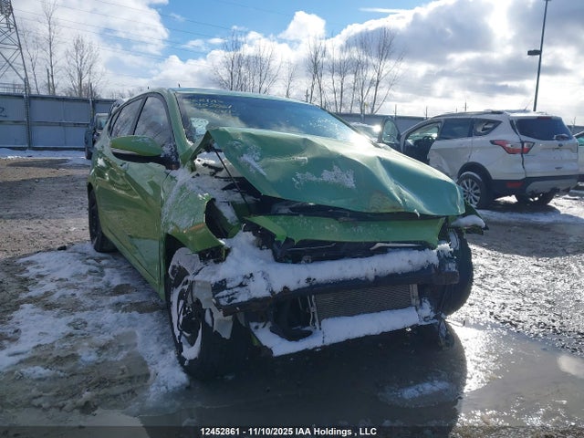 Продажа на аукционе авто 2013 Hyundai Accent Gls/se, vin: KMHCU5AE5DU075263, номер лота: 12452861