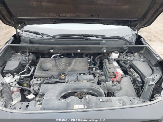 2021 Toyota Rav4 Le მანქანა იყიდება აუქციონზე, vin: 2T3B1RFV8MC226464, აუქციონის ნომერი: 12453108