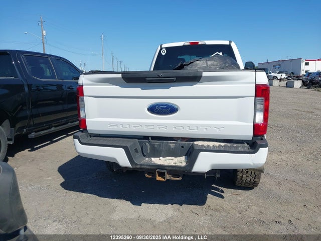 12395260 :رقم المزاد ، 1FT8W3BT3HED38162 vin ، 2017 Ford F-350 Xlt مزاد بيع