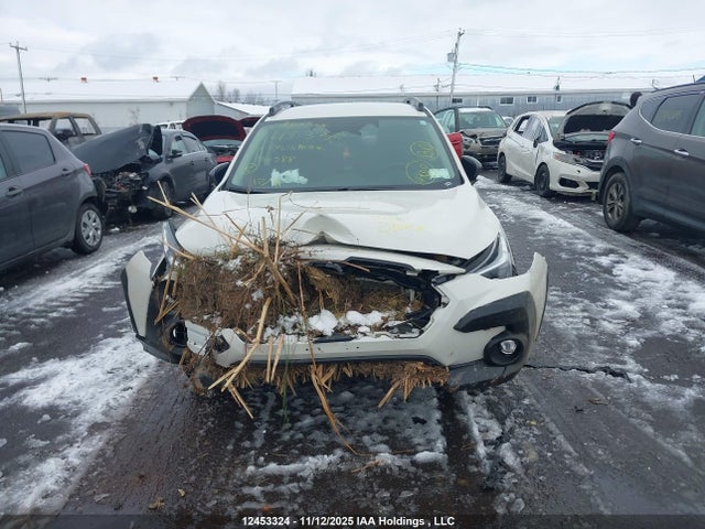 JF2GUADC3R8356388 Subaru Crosstrek Premium