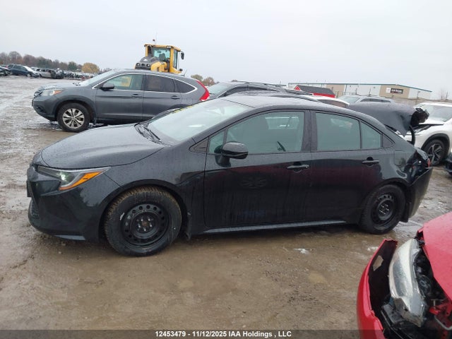 12453479 :رقم المزاد ، 5YFBPMBE2NP287391 vin ، 2022 Toyota Corolla Le/xle مزاد بيع