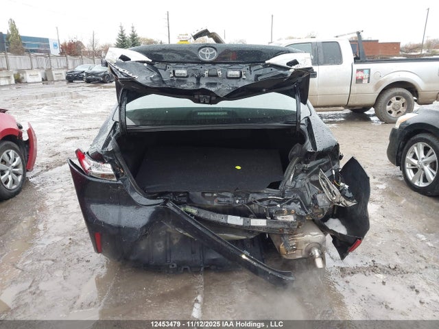 12453479 :رقم المزاد ، 5YFBPMBE2NP287391 vin ، 2022 Toyota Corolla Le/xle مزاد بيع