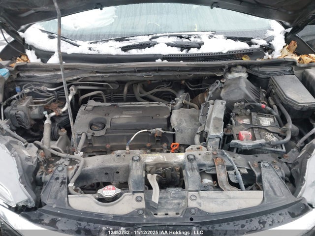 2HKRM4H45GH132338 Honda CR-V SE