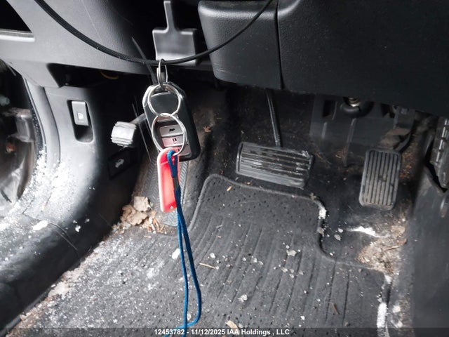 2HKRM4H45GH132338 Honda CR-V SE