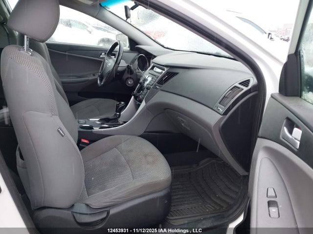 Продажа на аукционе авто 2012 Hyundai Sonata, vin: 5NPEB4AC2CH485698, номер лота: 12453931