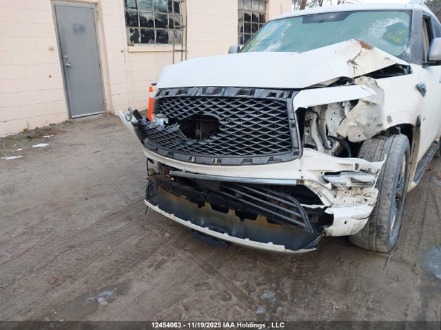 JN8AZ2NC8K9460504 Infiniti Qx80 Limited 7 Passenger/luxe 7 Passenger/luxe 8 Passenger