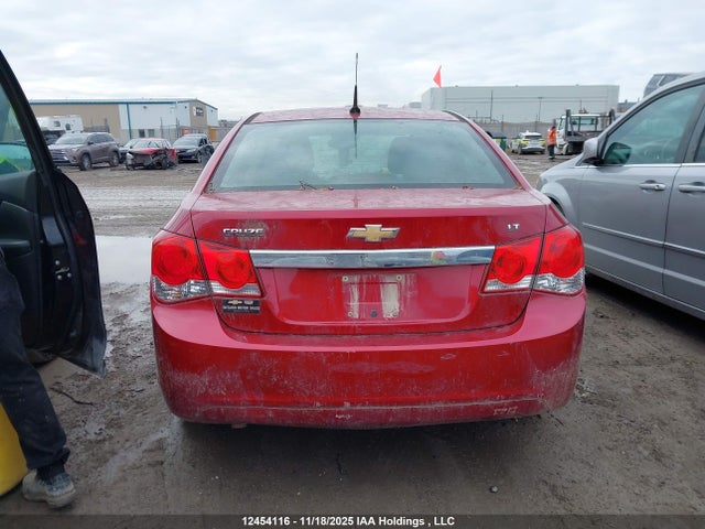1G1PC5SB7E7348774 Chevrolet Cruze 1lt