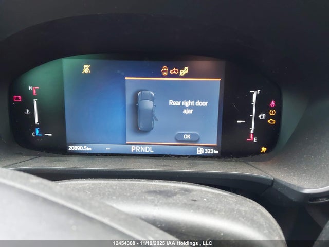 1FMCU9MZ6SUA39424 Ford Escape St Line