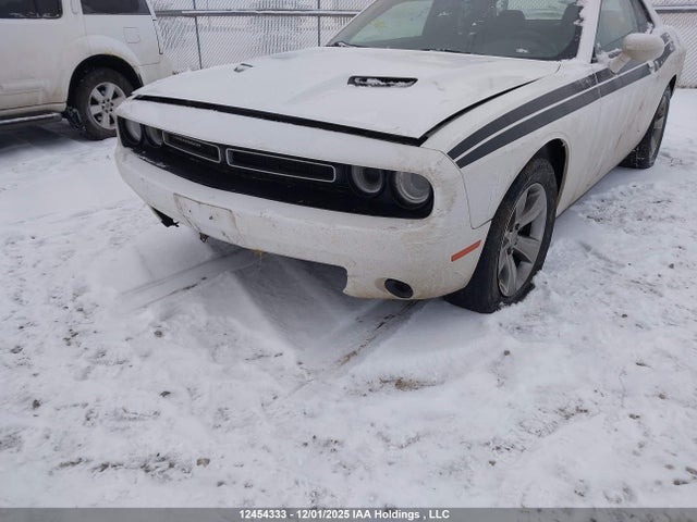 Dodge Challenger Sxt 2018 2C3CDZAG6JH305036 Image 6