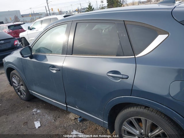 JM3KFBEY3P0280841 Mazda Cx-5 Signature