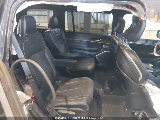 1C4RJKDT7N8510830 Jeep Grand Cherokee L Overland
