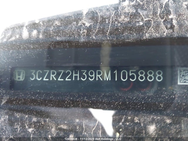 3CZRZ2H39RM105888 Honda HR-V LX