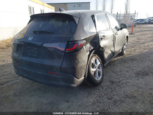 3CZRZ2H39RM105888 Honda HR-V LX