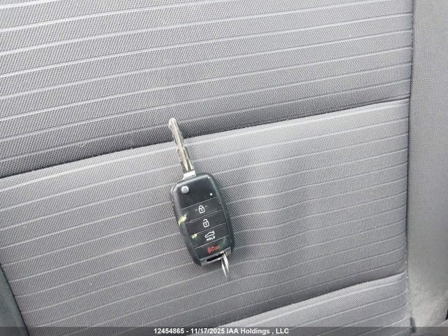 Продажа на аукционе авто 2017 Kia Forte 2.0l Ex/2.0l Ex Luxury/2.0l Lx+, vin: KNAFK5A89H5704750, номер лота: 12454865