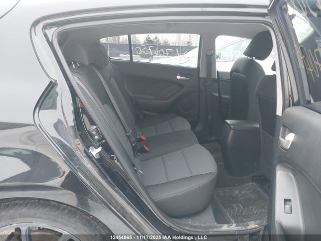 Продажа на аукционе авто 2017 Kia Forte 2.0l Ex/2.0l Ex Luxury/2.0l Lx+, vin: KNAFK5A89H5704750, номер лота: 12454865