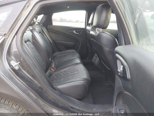 Chrysler 200 S 2016 1C3CCCDG2GN198191 Image 8