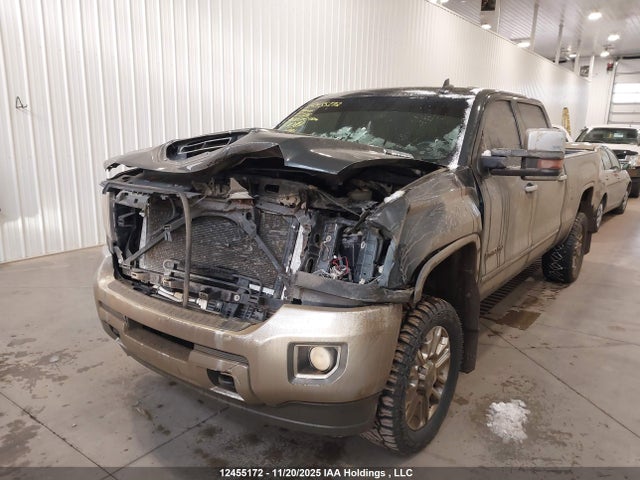 1GT12TEY4JF131686 GMC SIERRA 2500HD