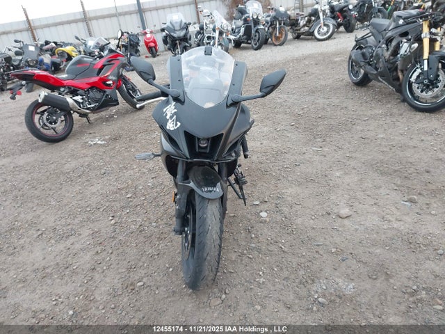 JYARM38N4SA001495 Yamaha Yzfr7