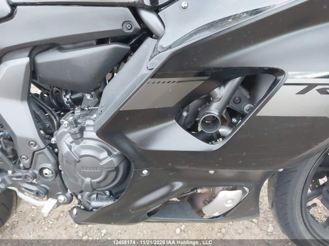 JYARM38N4SA001495 Yamaha Yzfr7