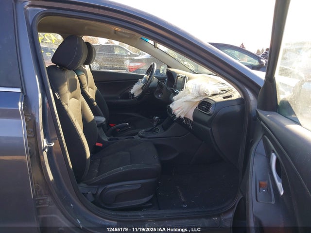 KMHH35LE4KU110443 Hyundai Elantra Gt Preferred